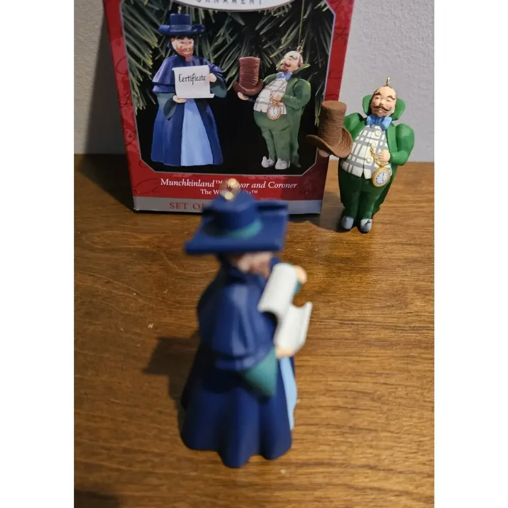 Hallmark Keepsake Ornament Munchkinland Mayor and Coroner Wizard of Oz 1997